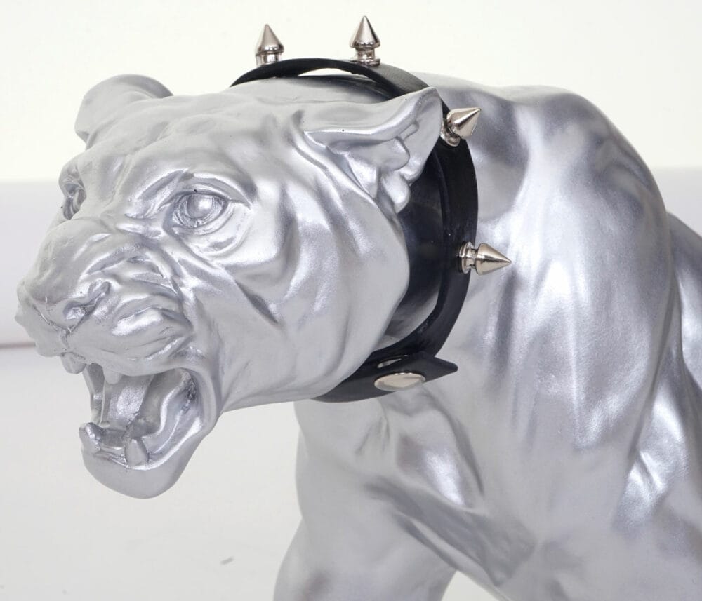 Skulptur Panther ~ silber matt
