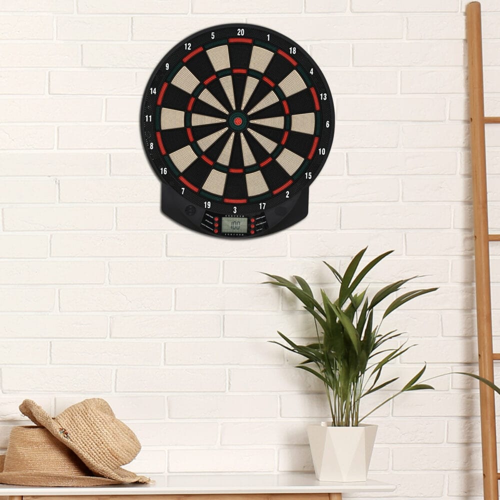 Elektronische Dartscheibe mit 6 Darts