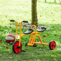 Kinderdreirad für 2 Kinder Stahlrahmen 101 x 60 x 63 cm