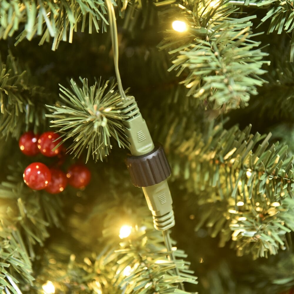 LED Weihnachtsbaum 180cm mit 250 LED 628 Spitzen Ø63x180cm