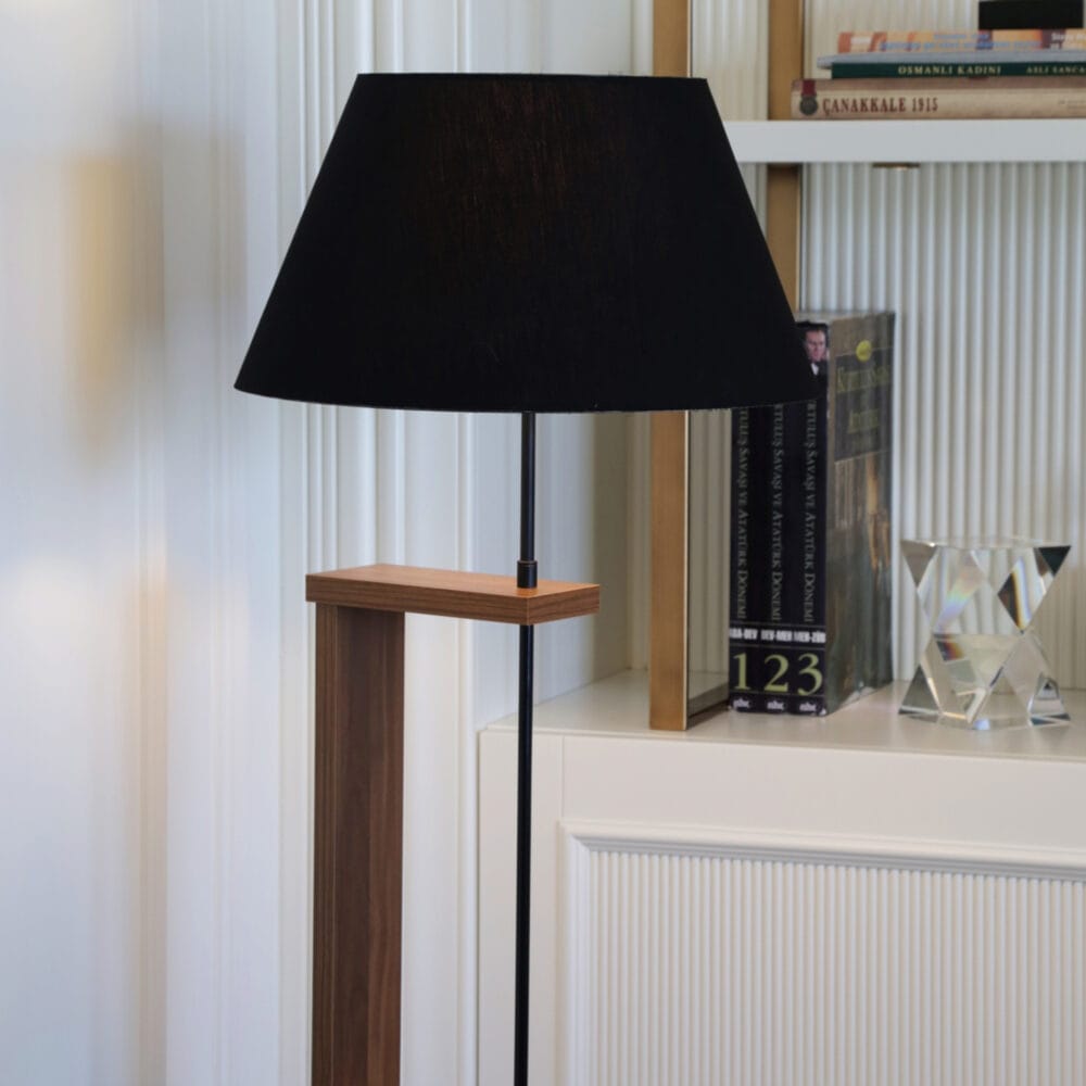 Stehleuchte Stehlampe Bromwich Schwarz