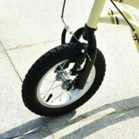 Trottinett mit Luftreifen Scooter Kickboard Kindertrotti 12 Zoll