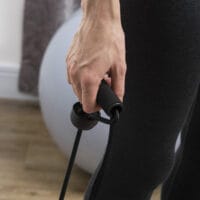 Vibrationsplatte mit 2 Fitnessbändern 99 Vibrationsstufen