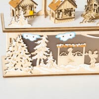 Weihnachtsdorf verschneit 45 x 10 x 25cm beleuchtet warmweiss