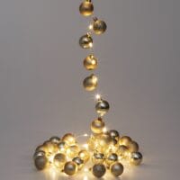 Weihnachtskugeln mit LED Lichterkette Gold Christbaumkugeln