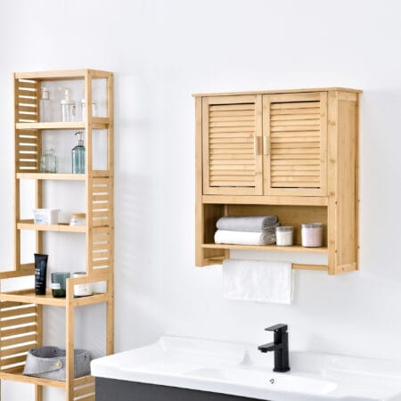 Moderner Badezimmerschrank aus Bambus, Modell Horun, Hängeschrank mit den Maßen 66x62x20cm, ideal für stilvolle Ordnung im Badezimmer.