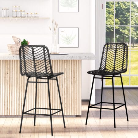 Barhocker 2er-Set 42,5x52x102cm mit Fussstütze Schwarz – Produktfoto zeigt modernes Design, hochwertige Materialien und funktionale Eigenschaften ideal für Wohn- oder Arbeitsbereiche. Perfekt als Einrichtungsinspiration oder zur Produktpräsentation in einem Onlineshop.