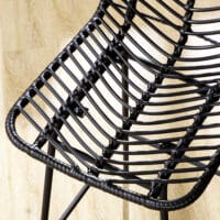 Barhocker 2er-Set 42,5x52x102cm mit Fussstütze Schwarz – Produktfoto zeigt modernes Design, hochwertige Materialien und funktionale Eigenschaften ideal für Wohn- oder Arbeitsbereiche. Perfekt als Einrichtungsinspiration oder zur Produktpräsentation in einem Onlineshop.