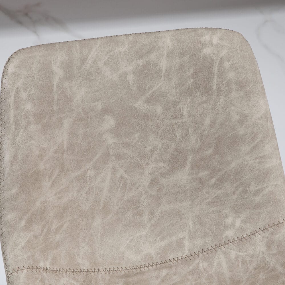 Barhocker 2er-Set drehbar & höhenverstellbar Kunstlederbezug Beige – Produktfoto zeigt modernes Design, hochwertige Materialien und funktionale Eigenschaften ideal für Wohn- oder Arbeitsbereiche. Perfekt als Einrichtungsinspiration oder zur Produktpräsentation in einem Onlineshop.