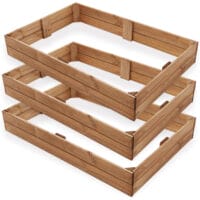 Holz-Beetrahmen im 3er-Set, flexibel stapelbar für verschiedene Pflanzenhöhen.