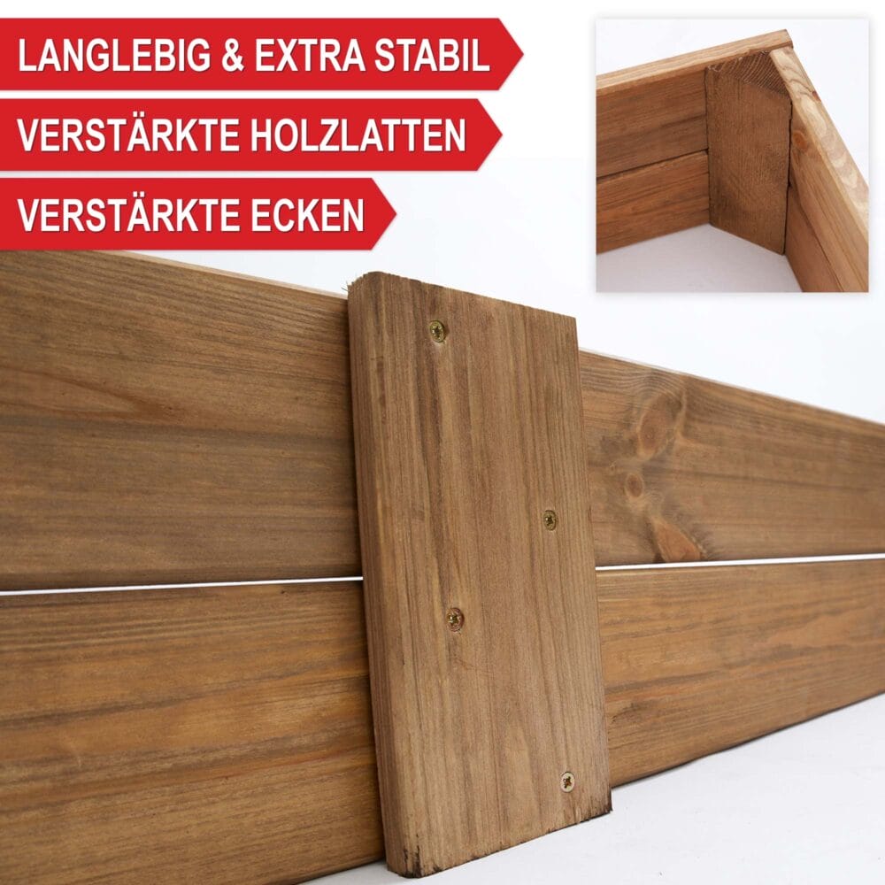 Holz-Beetrahmen im 3er-Set, flexibel stapelbar für verschiedene Pflanzenhöhen.
