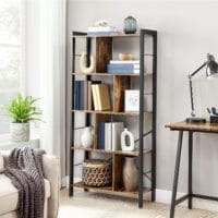 Vintage-Bücherregal mit fünf Ablagen, rustikales Design für stilvolle Wohnräume.