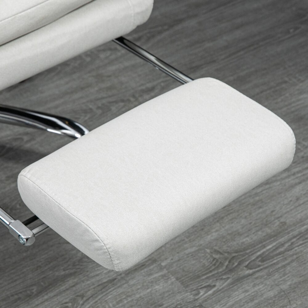 Bürostuhl 135° neigbar Massagefunktion 120kg Cremeweiss – Produktfoto zeigt modernes Design, hochwertige Materialien und funktionale Eigenschaften ideal für Wohn- oder Arbeitsbereiche. Perfekt als Einrichtungsinspiration oder zur Produktpräsentation in einem Onlineshop.