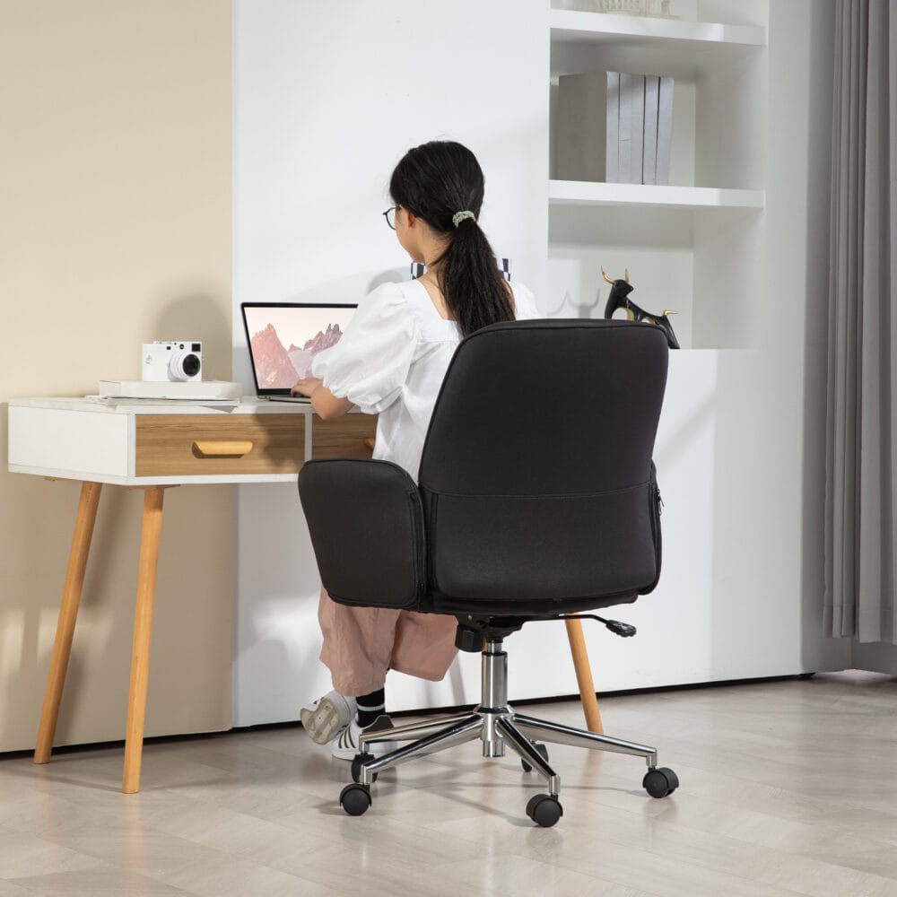 Bürostuhl ergonomisch höhenverstellbar mit Wippfunktion bis 120kg Schwarz – Produktfoto zeigt modernes Design, hochwertige Materialien und funktionale Eigenschaften ideal für Wohn- oder Arbeitsbereiche. Perfekt als Einrichtungsinspiration oder zur Produktpräsentation in einem Onlineshop.