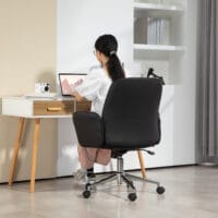Bürostuhl ergonomisch höhenverstellbar mit Wippfunktion bis 120kg Schwarz – Produktfoto zeigt modernes Design, hochwertige Materialien und funktionale Eigenschaften ideal für Wohn- oder Arbeitsbereiche. Perfekt als Einrichtungsinspiration oder zur Produktpräsentation in einem Onlineshop.
