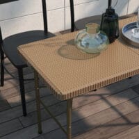 Campingtisch für 4 Personen, klappbar, Rattanoptik aus HDPE, Farbe Braun.