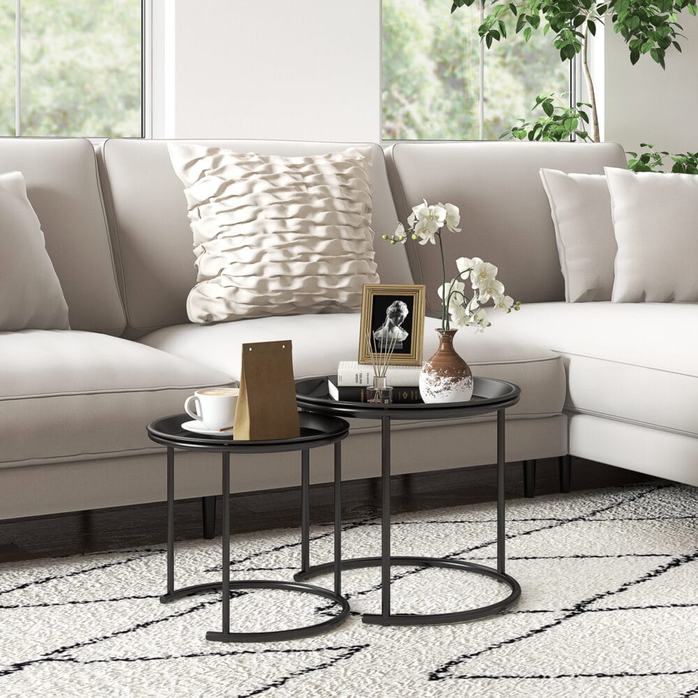 Couchtisch 2er-Set stapelbar Ø43/35cm für Wohnzimmer Schwarz – Produktfoto zeigt modernes Design, hochwertige Materialien und funktionale Eigenschaften ideal für Wohn- oder Arbeitsbereiche. Perfekt als Einrichtungsinspiration oder zur Produktpräsentation in einem Onlineshop.