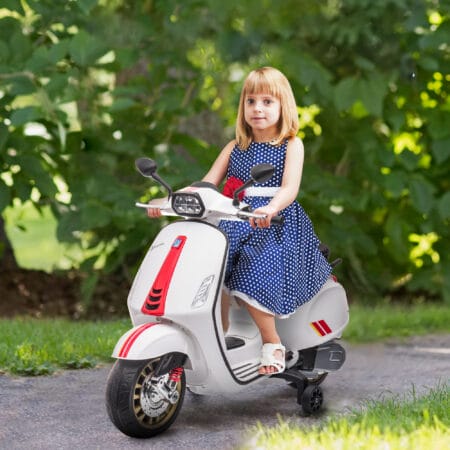 Weisses 6V Elektro-Motorrad für Kinder mit 3 km/h Geschwindigkeit, MP3- und USB-Anschluss. Stylischer Fahrspass für die Kleinen.