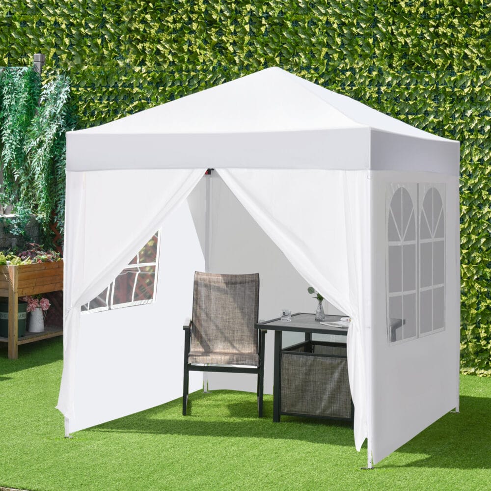 Weißer 2x2m Faltpavillon mit 4 Seitenwänden.