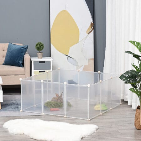 Weißes DIY Freilaufgehege für kleine Haustiere, 105x105cm.