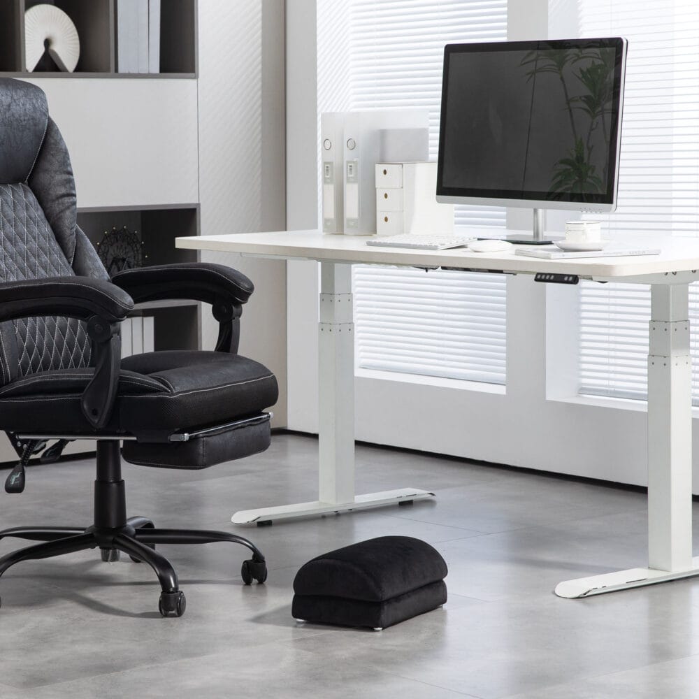 Fussstütze Anti-Rutsch ergonomisch Samtoptik Schwarz – Produktfoto zeigt modernes Design, hochwertige Materialien und funktionale Eigenschaften ideal für Wohn- oder Arbeitsbereiche. Perfekt als Einrichtungsinspiration oder zur Produktpräsentation in einem Onlineshop.
