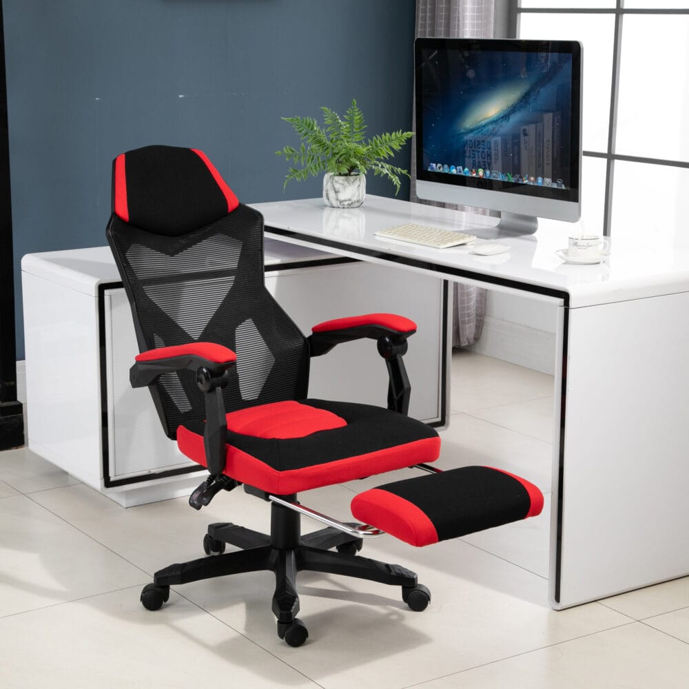 Gamingstuhl mit Fussstütze höhenverstellbar Schwarz-Rot – Produktfoto zeigt modernes Design, hochwertige Materialien und funktionale Eigenschaften ideal für Wohn- oder Arbeitsbereiche. Perfekt als Einrichtungsinspiration oder zur Produktpräsentation in einem Onlineshop.