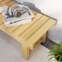 Naturbelassene Massivholz-Gartensitzbank, 2-Sitzer, Maße 110x38x35cm.