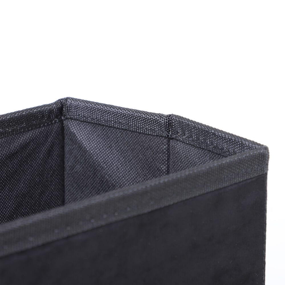 Schwarze faltbare Haustiertreppe, Masse 40x54x48cm, hilft älteren oder kleinen Haustieren beim Erreichen höherer Plätze.