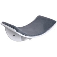Weiss-graues Katzenbett zur Wandmontage mit flauschiger Plüschauflage, ein stilvoller und komfortabler Ruheplatz.