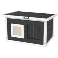 Graues wetterfestes Katzenhaus aus Holz mit integrierter Kratzmatte und Klappdach, bietet Schutz und Krallenpflege im Freien.