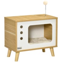 Beiges Katzenhaus im TV-Design mit Spielball und Kissen, ein origineller und gemütlicher Rückzugsort für Katzen.