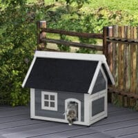 Graues wetterfestes Katzenhaus aus Holz, Masse 77x57.5x68cm, ideal für den Einsatz im Garten oder auf dem Balkon.