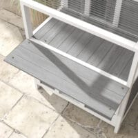 Hellgraue Katzenhöhle aus Tannenholz mit Balkon, für Katzen bis 5kg, ein erhöhter und gemütlicher Schlafplatz.