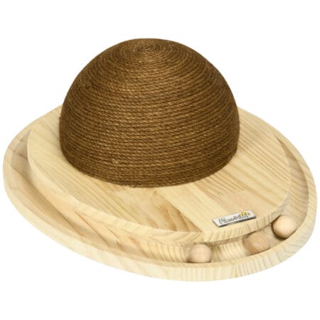 Naturfarbenes 2-in-1 Katzenspielzeug mit Kratzbrett und Kugelbahn.