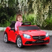 Rotes Elektrofahrzeug für Kinder, belastbar bis 30kg, mit 3-Gang-Schaltung und Fernbedienung für die Eltern.