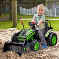 Grüner Elektrobagger für Kinder mit voll beweglichen Schaufelarmen. Er bietet realistische Bau-Erlebnisse im Garten oder Sandkasten.