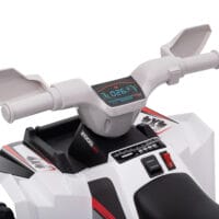 Weisses 6V Elektro-Quad für Kinder von 1.5-3 Jahren, erreicht eine Geschwindigkeit von 2.5 km/h.