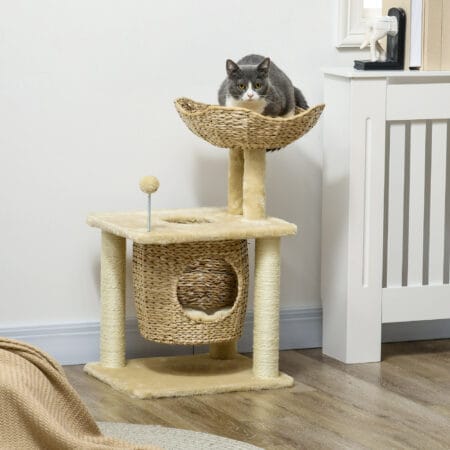 Beiger Katzen-Kratzbaum mit integrierter Katzenhöhle, 74cm hoch, für Katzen bis 5kg, bietet eine kompakte Kratz- und Kuschelmöglichkeit.