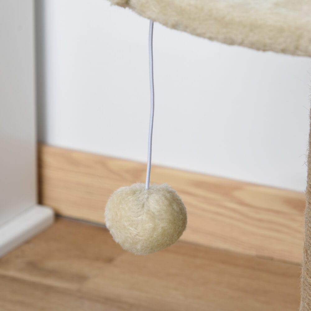 Cremeweisser Kratzbaum für kleine Katzen mit integriertem Spielball, 49cm hoch, ideal für erste Klettererfahrungen.