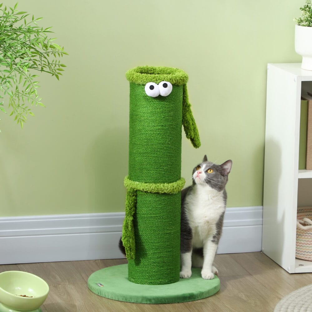 Grüner Sisal-Kratzstamm für den Innenbereich, 63cm hoch, ein kompakter und effektiver Kratzplatz.