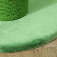 Grüner Sisal-Kratzstamm für den Innenbereich, 63cm hoch, ein kompakter und effektiver Kratzplatz.