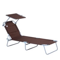 Brauner, klappbarer Liegestuhl mit Sonnenschutz.