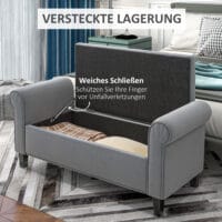 Graue Polsterbank in Samtoptik mit Stauraum, Masse 126x48.5x47cm. Eine geräumige und komfortable Sitzgelegenheit.