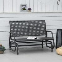 Dunkelgraue Polyrattan-Schaukelbank für zwei Personen.