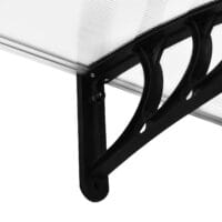 Transparentes Pultvordach für die Haustür, aus Polycarbonat und Aluminium, bietet modernen Wetterschutz.