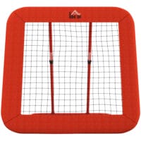 Roter höhenverstellbarer und klappbarer Rebounder mit Netz, vielseitig einsetzbar für verschiedene Ballsportarten.