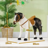 Braun-cremeweisses Reitpferd als Kinderspielzeug mit realistischem Sound, Sattel und Zaumzeug. Ideal für Kinder von 3-8 Jahren, die gerne in Rollenspiele eintauchen und reiten üben.