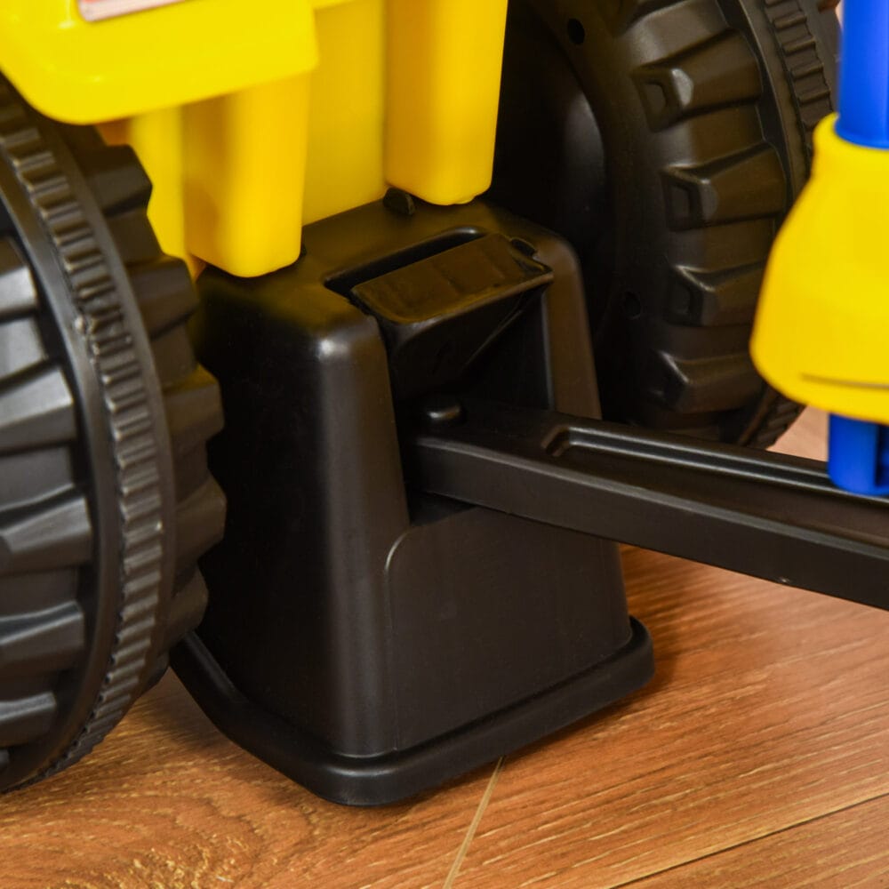 Gelbes Rutschauto im Traktor-Design mit abnehmbarem Anhänger, ideal für Kinder ab 2 Jahren. Perfekt zum Transportieren von Spielzeug und Entdecken.