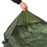 Schlafsack als Deckenschlafsack, klappbar für 3–4 Jahreszeiten, Farbe Grün.