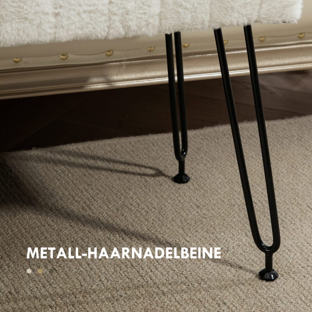 Cremeweisse Sitzbank mit Kunstfellbezug und schlanken Metallbeinen, Masse 82x30x47cm. Ein luxuriöser Akzent für jeden Raum.